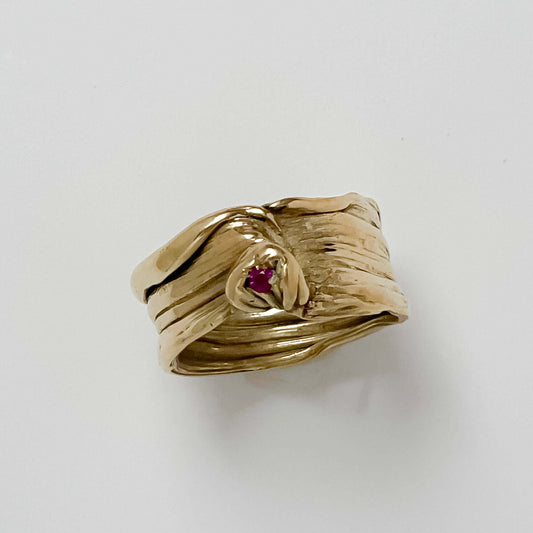 Handcrafted Bronze Mitsuro Hikimi Ring with Sparkling Zircon Stone and Intricate Design